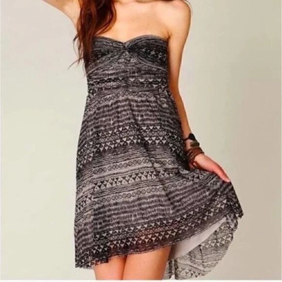 FREE PEOPLE | Strapless Aztec Design Dress Size XS GUC Q545 - Picture 1 of 7
